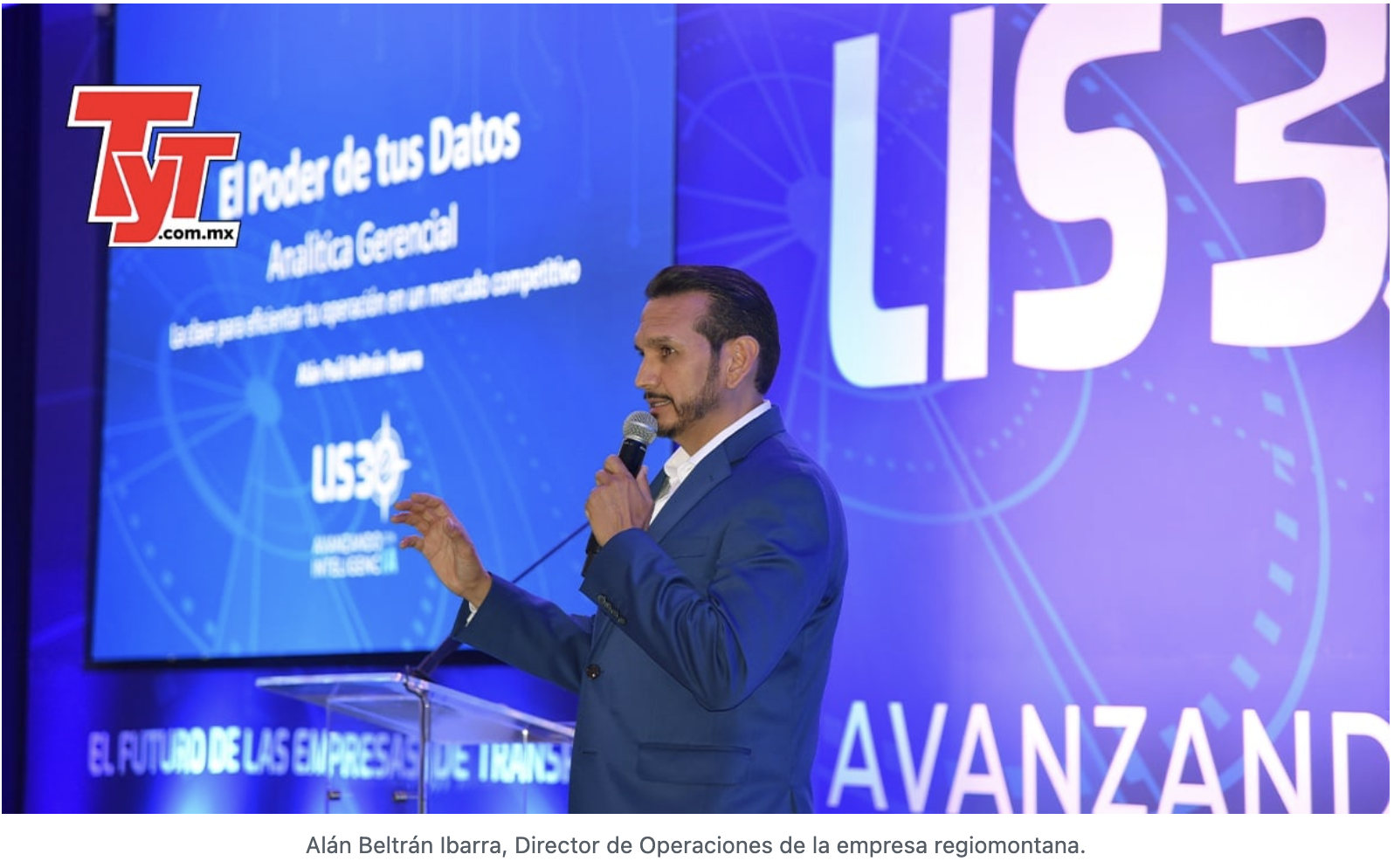 Alán Beltrán presentando Analítica Gerencial con IA.